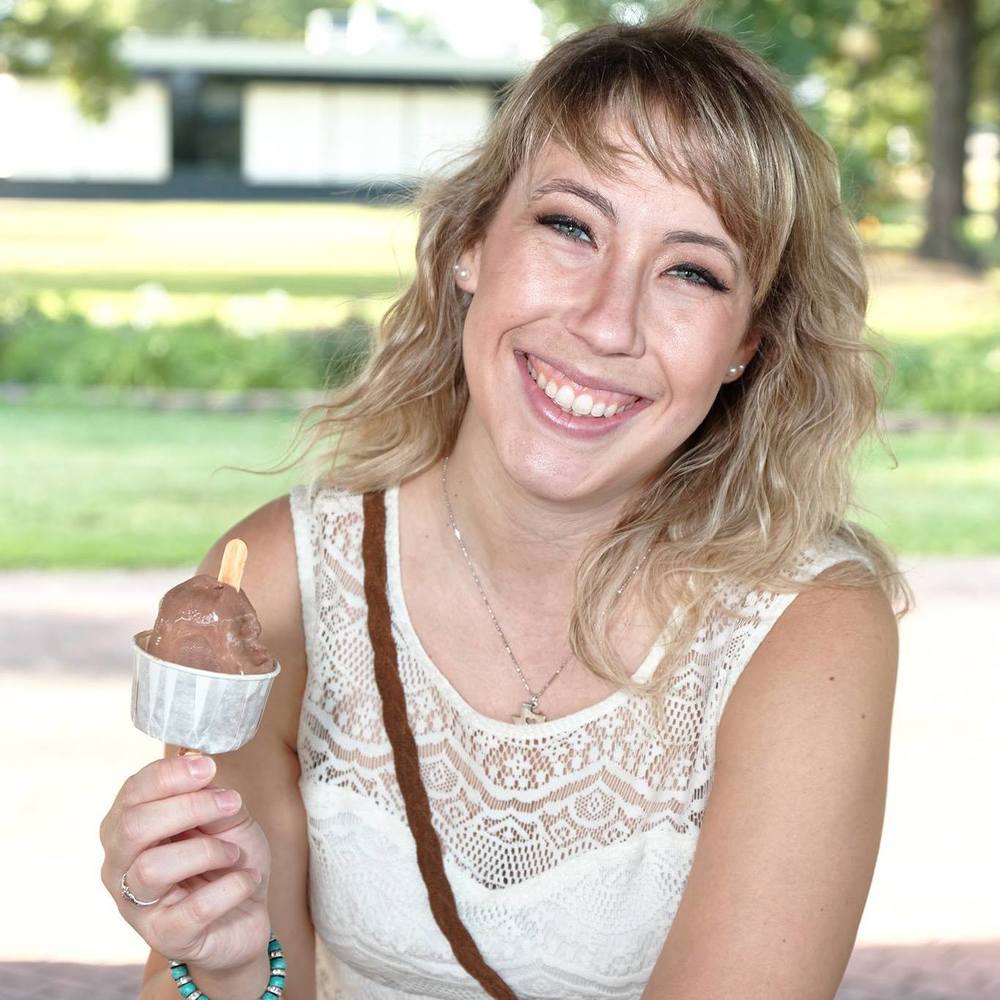 Meet your Posher, Mandy